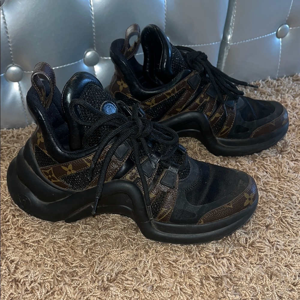 Louis Vuitton Archlight Sneaker - Picture 3 of 4